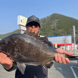 河村くん、カモメ掛けたけどチモト切れでバラシ！